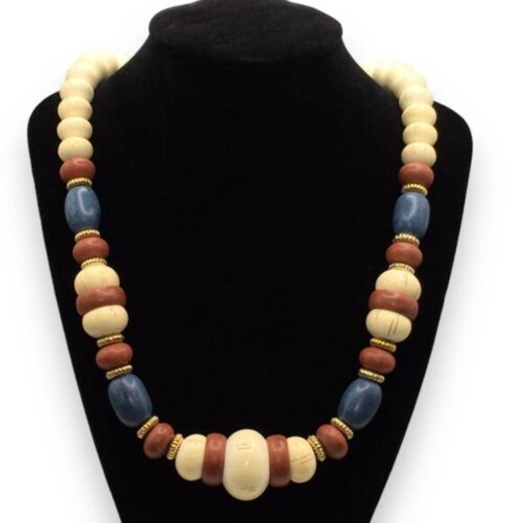 Avon Jewelry - VINTAGE AVON 1985 INDIAN SUMMER NATURALS LUCITE SCREW CLASP 22" NECKLACE